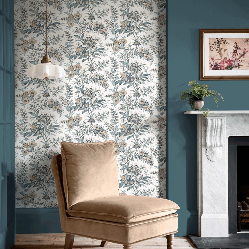 Marlbrook Wallpaper 130098 by Laura Ashley in Pale Linen White